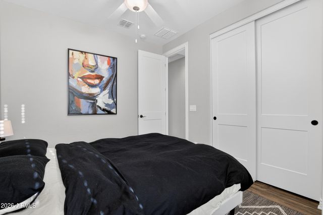 2060 S AGNES Lane, Gilbert, AZ 85295