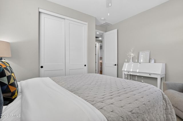 2060 S AGNES Lane, Gilbert, AZ 85295