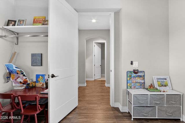 2060 S AGNES Lane, Gilbert, AZ 85295