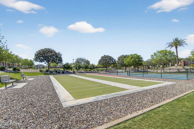 2060 S AGNES Lane, Gilbert, AZ 85295