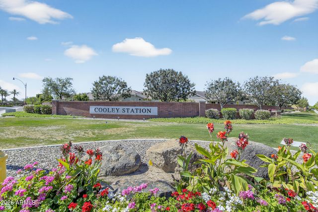 2060 S AGNES Lane, Gilbert, AZ 85295