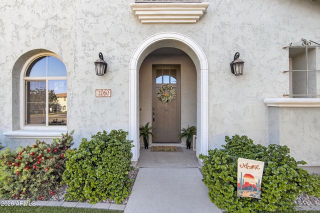 2060 S AGNES Lane, Gilbert, AZ 85295