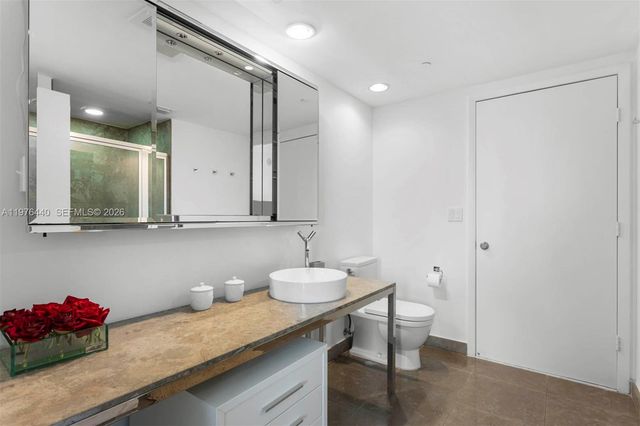 495 Brickell Ave 805, Miami, FL 33131