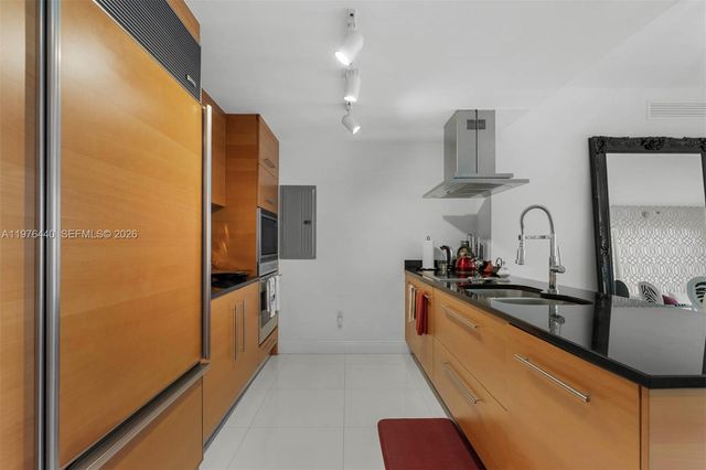 495 Brickell Ave 805, Miami, FL 33131