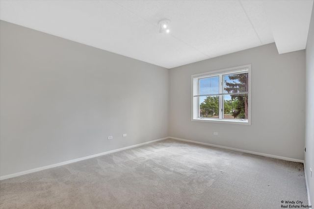 5555 N Cumberland Avenue 410, Chicago, IL 60656