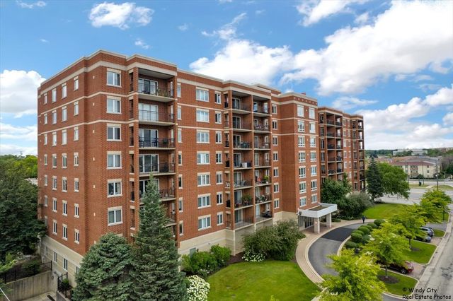 5555 N Cumberland Avenue 410, Chicago, IL 60656