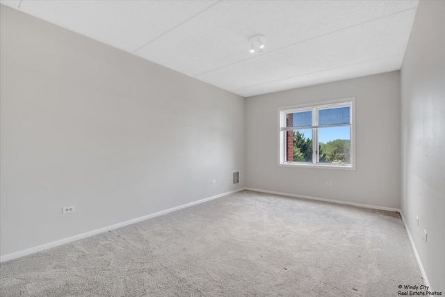 5555 N Cumberland Avenue 410, Chicago, IL 60656