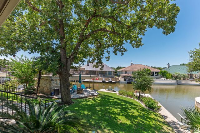 3012 Driftwood LN, Horseshoe Bay, TX 78657