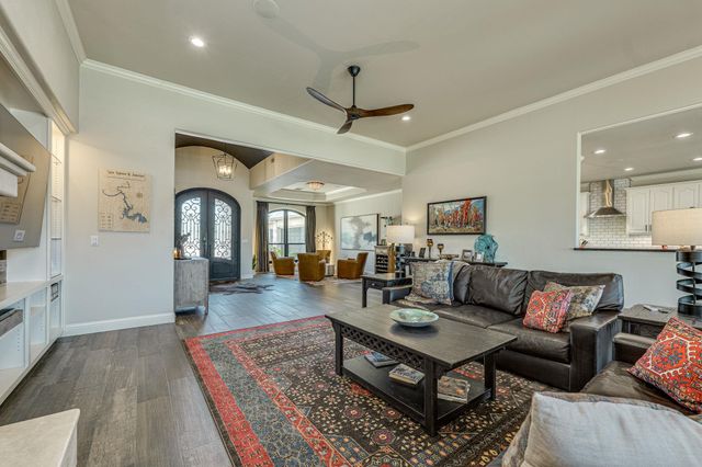 3012 Driftwood LN, Horseshoe Bay, TX 78657