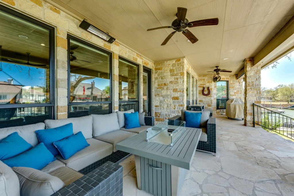 3012 Driftwood LN, Horseshoe Bay, TX 78657