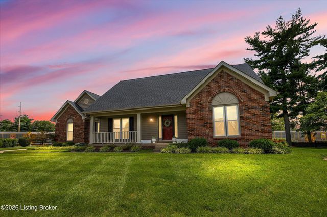 8702 Valeridge Ct, Louisville, KY 40242