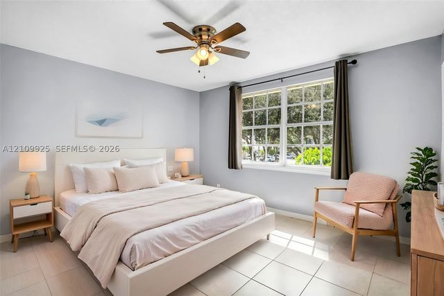 9807 NW 57th Mnr, Coral Springs, FL 33076