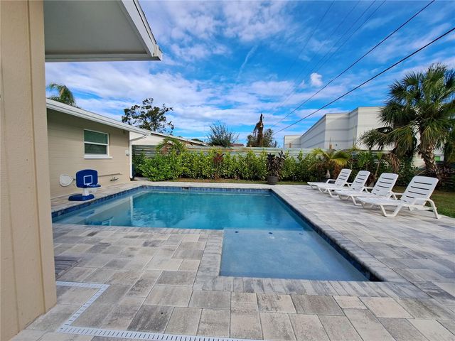 4530 19TH STREET CIRCLE W, Bradenton, FL 34207