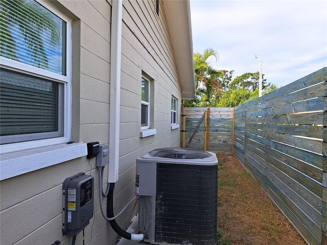 4530 19TH STREET CIRCLE W, Bradenton, FL 34207