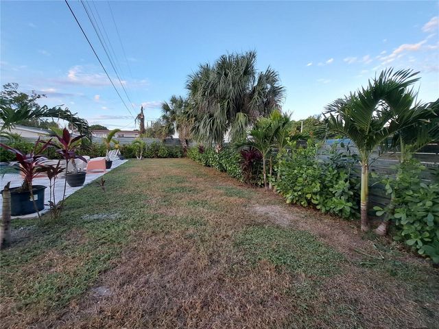 4530 19TH STREET CIRCLE W, Bradenton, FL 34207