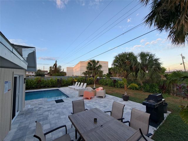 4530 19TH STREET CIRCLE W, Bradenton, FL 34207