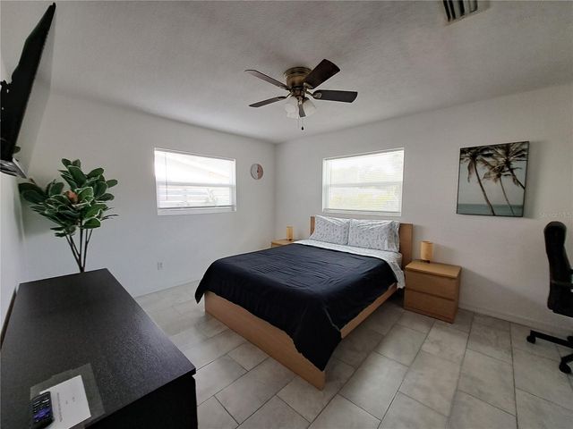 4530 19TH STREET CIRCLE W, Bradenton, FL 34207