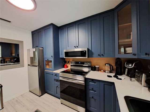 4530 19TH STREET CIRCLE W, Bradenton, FL 34207