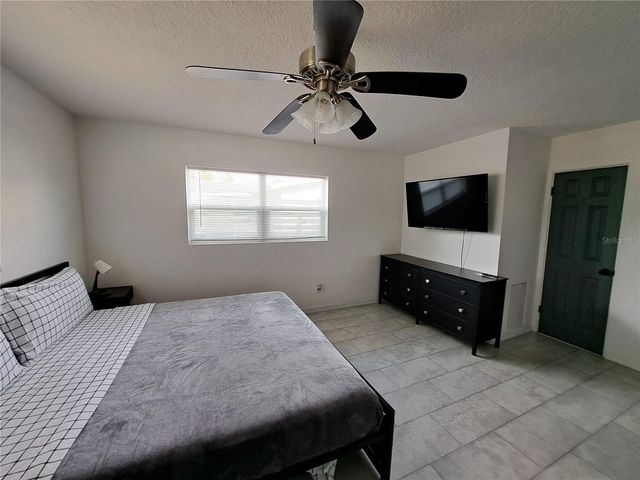 4530 19TH STREET CIRCLE W, Bradenton, FL 34207