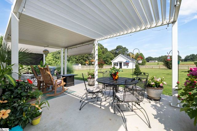 724 Golden Tanager Court, Greer, SC 29651