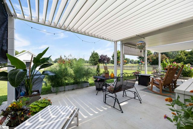 724 Golden Tanager Court, Greer, SC 29651