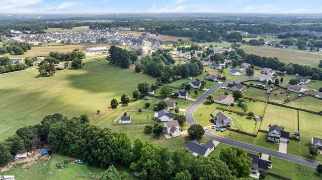 724 Golden Tanager Court, Greer, SC 29651