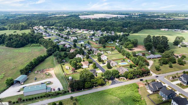 724 Golden Tanager Court, Greer, SC 29651
