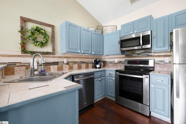 724 Golden Tanager Court, Greer, SC 29651