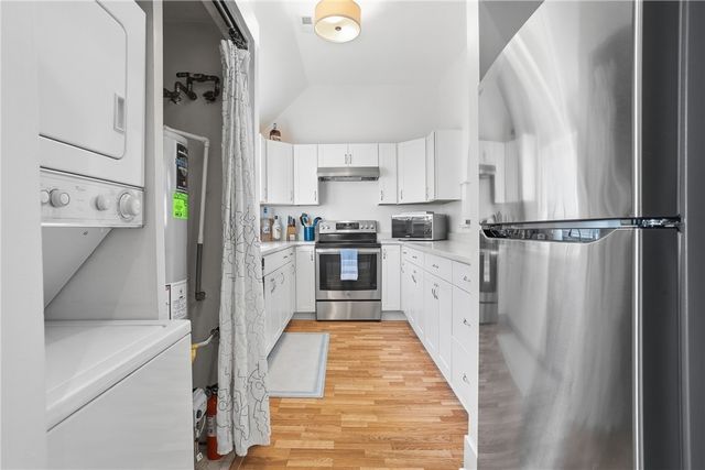 7 Ridgemead Fields Dr, Plum Boro, PA 15147