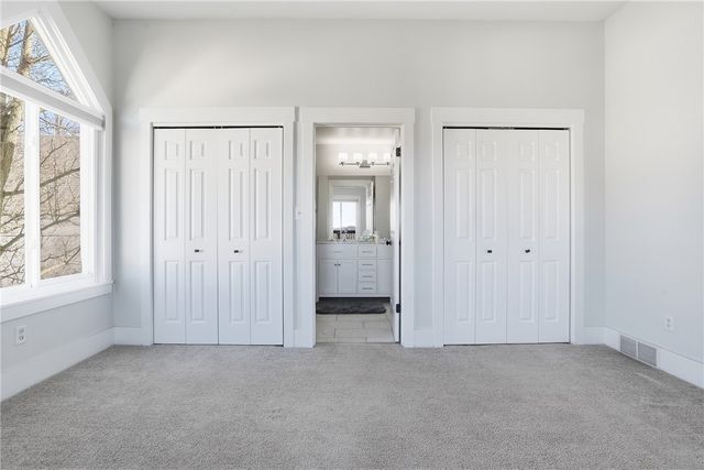 7 Ridgemead Fields Dr, Plum Boro, PA 15147