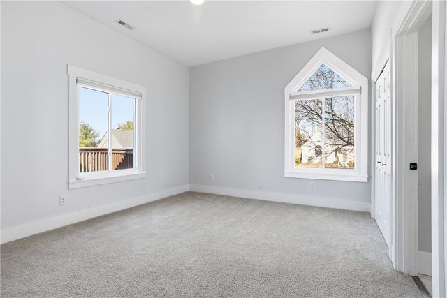7 Ridgemead Fields Dr, Plum Boro, PA 15147
