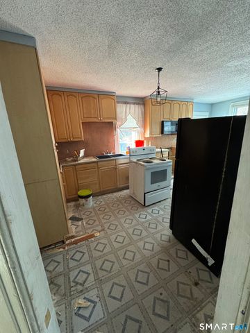 131 River Road, Willington, CT 06279