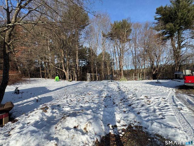 131 River Road, Willington, CT 06279