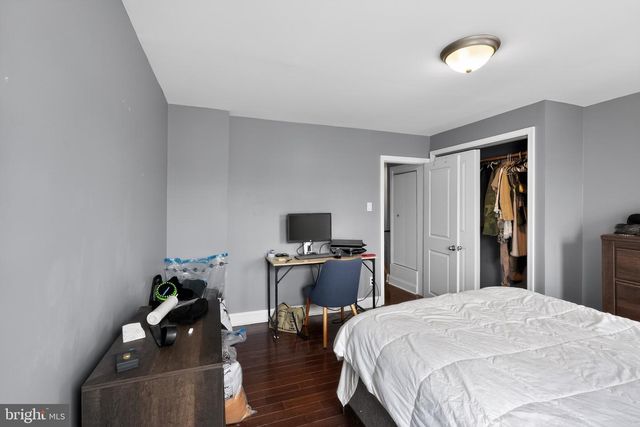 2604 E YORK ST, Philadelphia, PA 19125