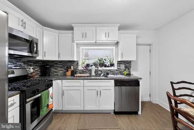 2604 E YORK ST, Philadelphia, PA 19125