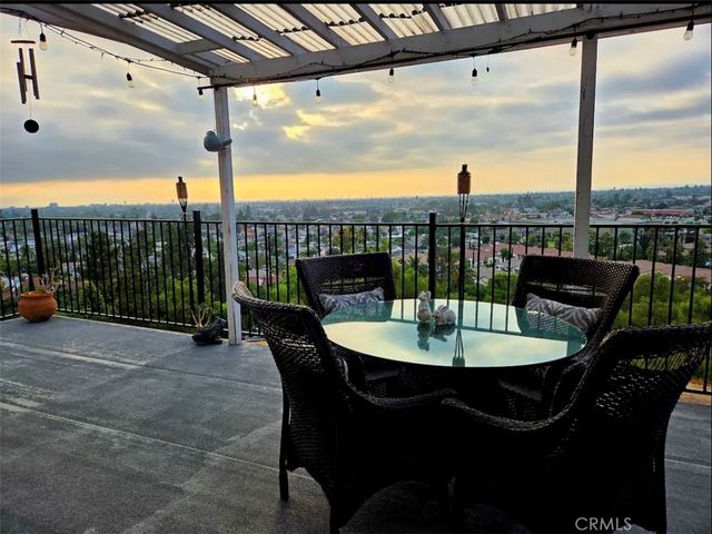 12221 Circula Panorama, North Tustin, CA 92705