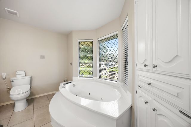 2507 Lake Ridge Road, Glenn Heights, TX 75154