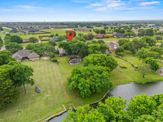 2507 Lake Ridge Road, Glenn Heights, TX 75154