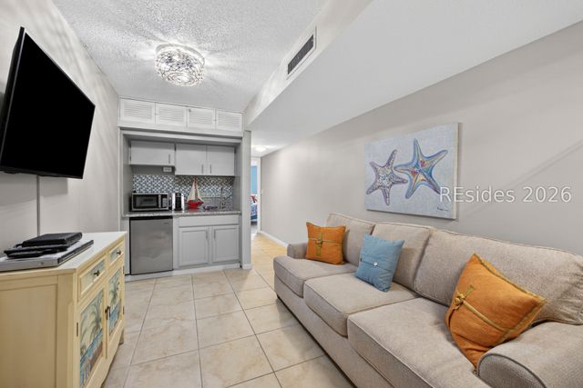 10 Lemoyne Ave Apt 503, Hilton Head Island, SC 29928