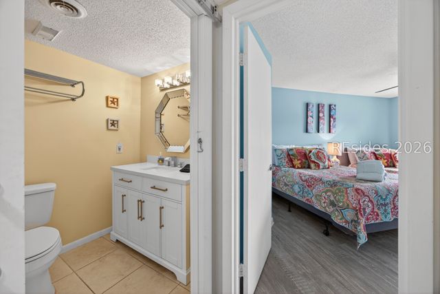 10 Lemoyne Ave Apt 503, Hilton Head Island, SC 29928