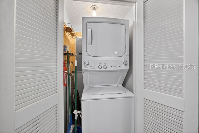10 Lemoyne Ave Apt 503, Hilton Head Island, SC 29928