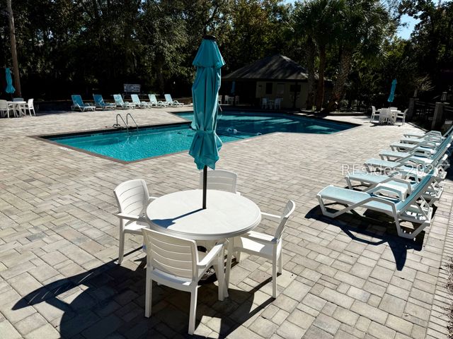 10 Lemoyne Ave Apt 503, Hilton Head Island, SC 29928