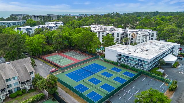 10 Lemoyne Ave Apt 503, Hilton Head Island, SC 29928
