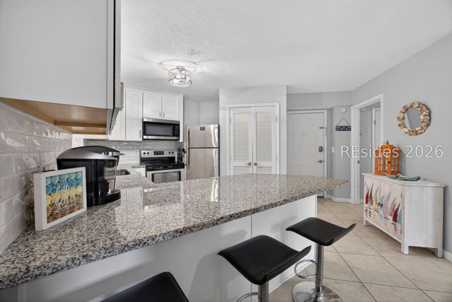 10 Lemoyne Ave Apt 503, Hilton Head Island, SC 29928
