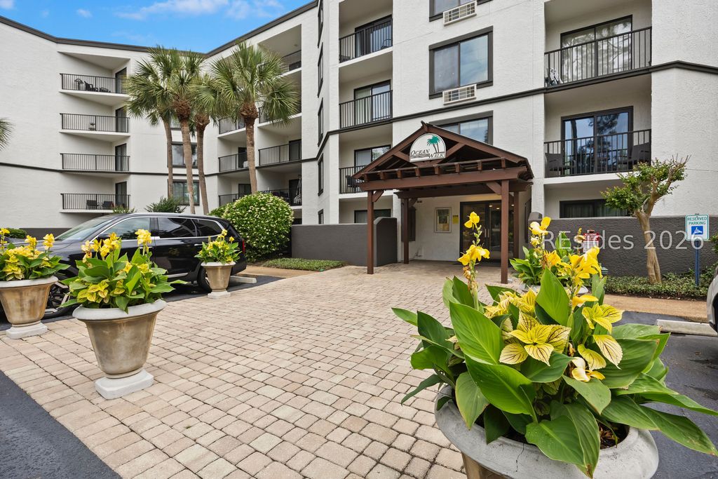 10 Lemoyne Ave Apt 503, Hilton Head Island, SC 29928