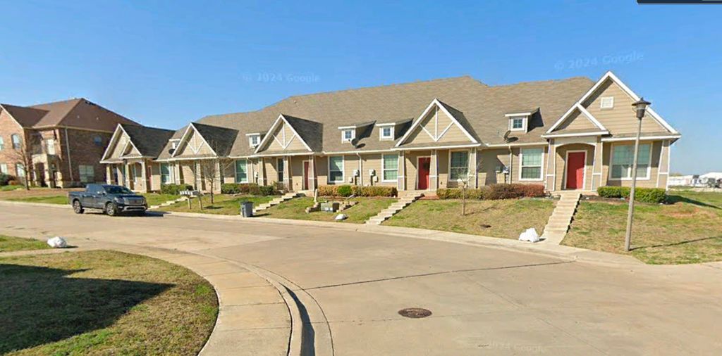 1102 Newcastle Drive, Weatherford, TX 76086