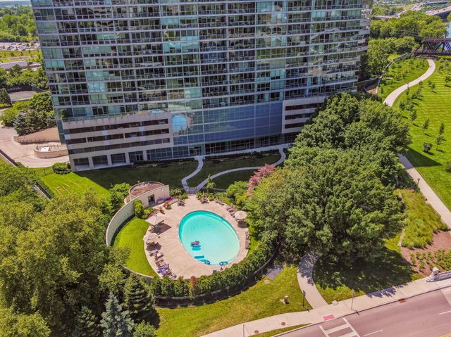 1 Miranova Place, 1840, Columbus, OH 43215