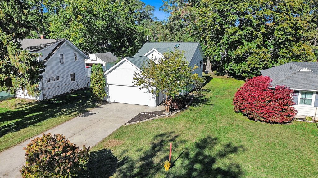 1589 Jerome Street, Park Twp, MI 49423