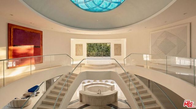 701 N Camden Drive, Beverly Hills, CA 90210