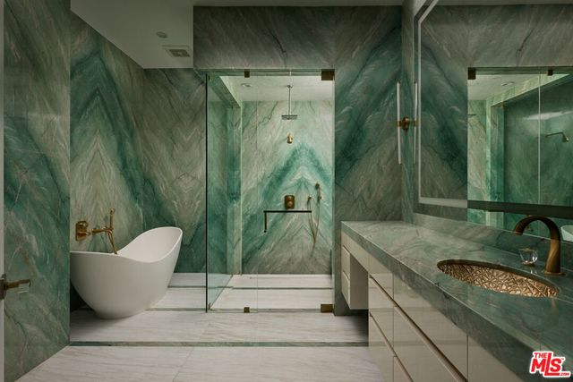 701 N Camden Drive, Beverly Hills, CA 90210